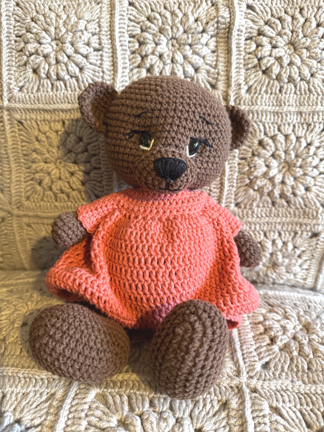 Ursulețul Brownie - jucării și echipamente pentru copii - jucării și accesorii pentru copii - păpuși de joacă - Artynos.ro Ursulețul Brownie - jucării și echipamente pentru copii - jucării și accesorii pentru copii - păpuși de joacă - Artynos.ro