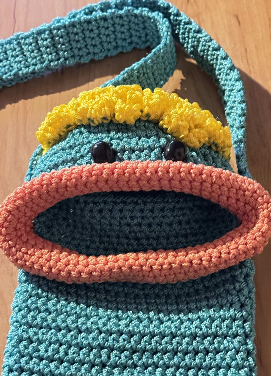 Gentuță  Monstruleț poentru telefon - genți și portofele - genți de mână și umăr - genți de umăr - Artynos.ro