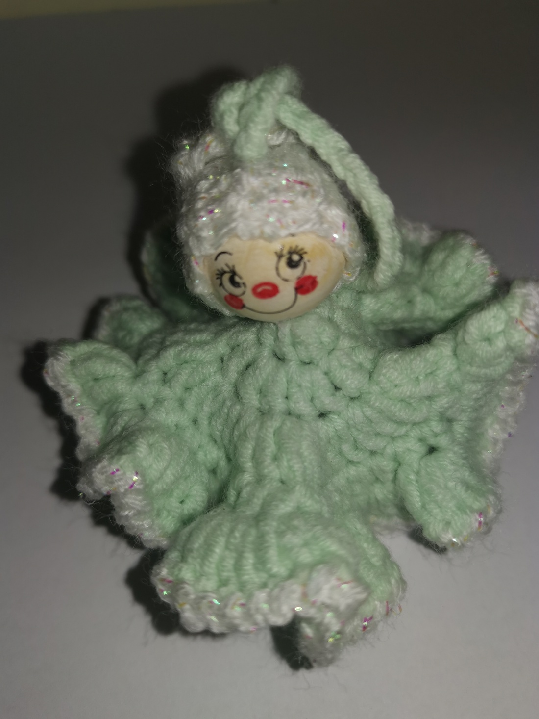 Ornamente croșetate pentru brad de Crăciun  decorațiuni handmade vesele - crăciun - decorațiuni de crăciun de casă - figurine pentru pomul de crăciun - Artynos.ro