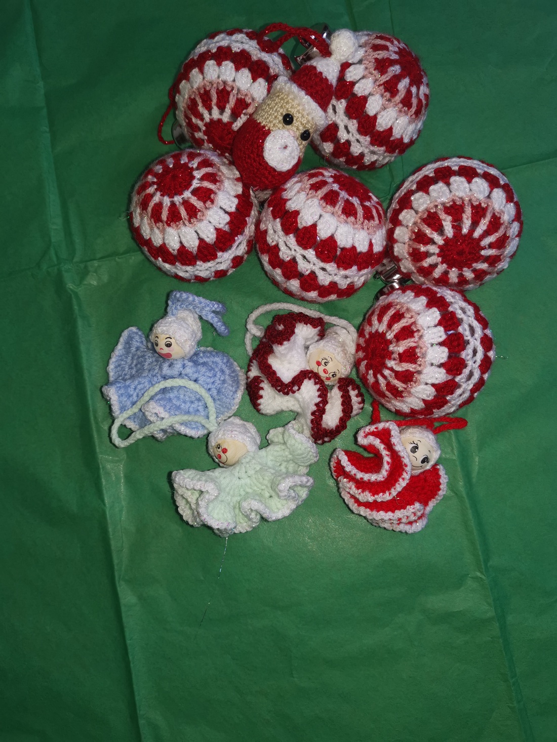 Ornamente (15 buc)croșetate pentru brad de Crăciun  decorațiuni handmade vesele - crăciun - decorațiuni de crăciun de casă - globuri de crăciun - Artynos.ro