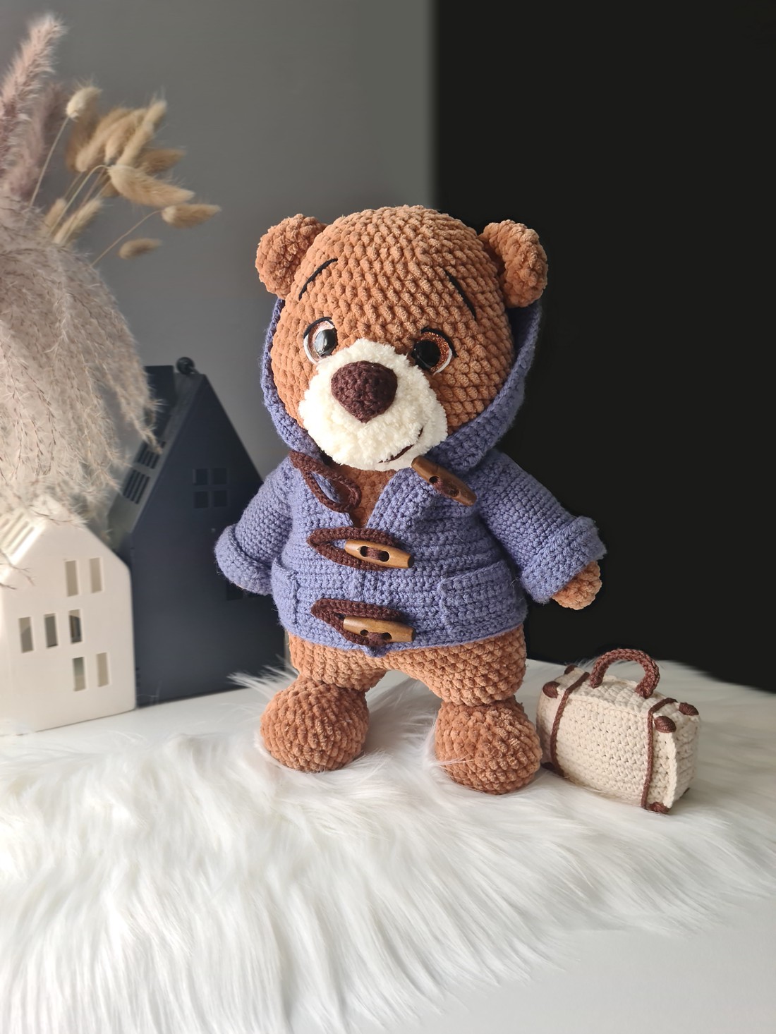 Ursulețul Paddington croșetat  cu valiză cadou din bumbac! - jucării și echipamente pentru copii - plușuri - personaje de basm din pluș - Artynos.ro