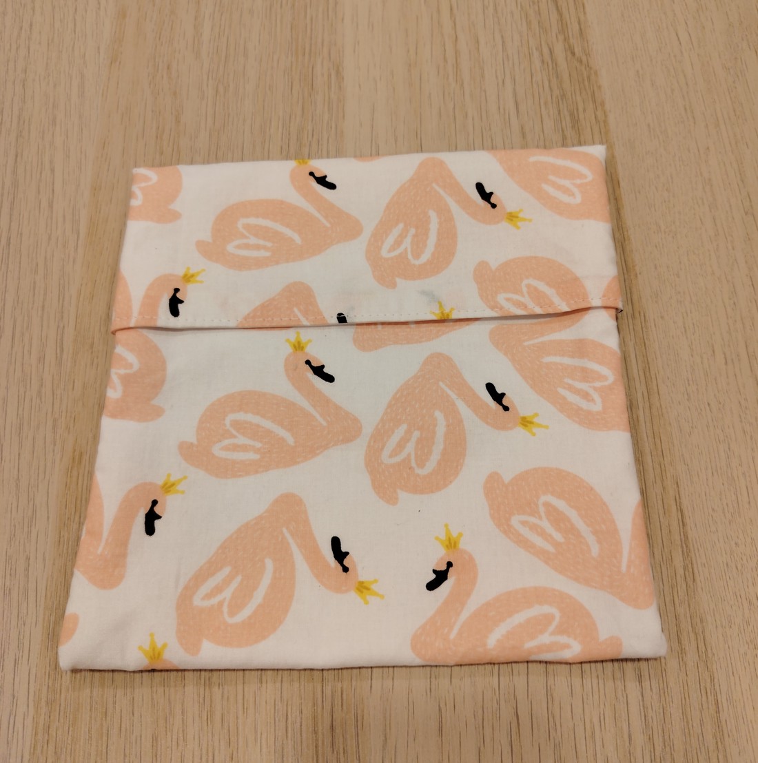 Pungă pentru gustări Swan (snack Bag) - - Artynos.ro Pungă pentru gustări Swan (snack Bag) - - Artynos.ro
