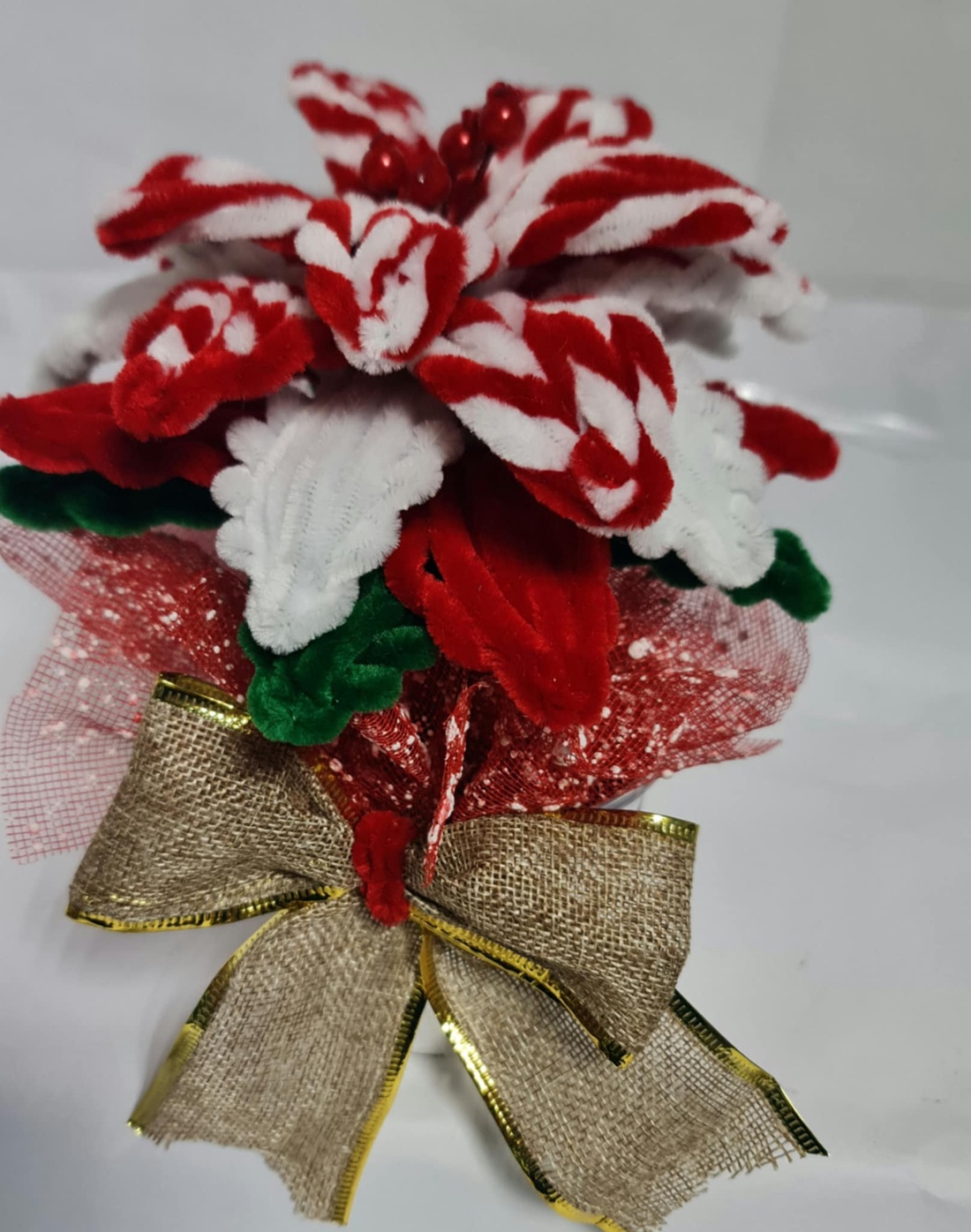 craciunita multicolora - accesorii de crăciun - cadou tematic de moș crăciun, decorațiuni - cadouri de moș crăciun - Artynos.ro