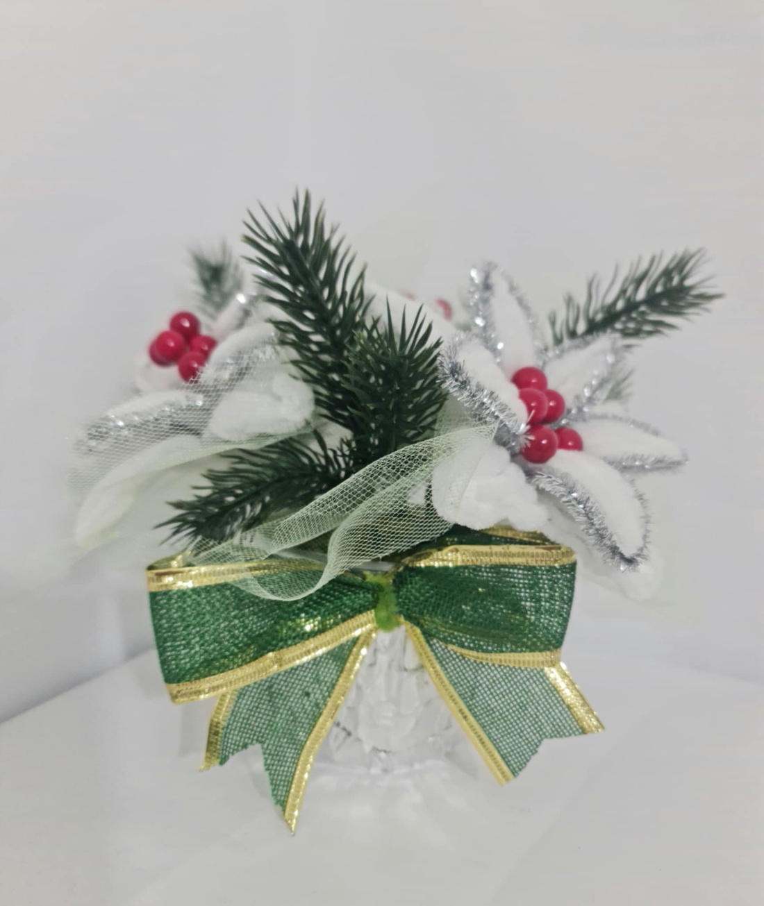 craciunita alba - crăciun - decorațiuni de crăciun de casă - decor pentru masă de crăciun - Artynos.ro