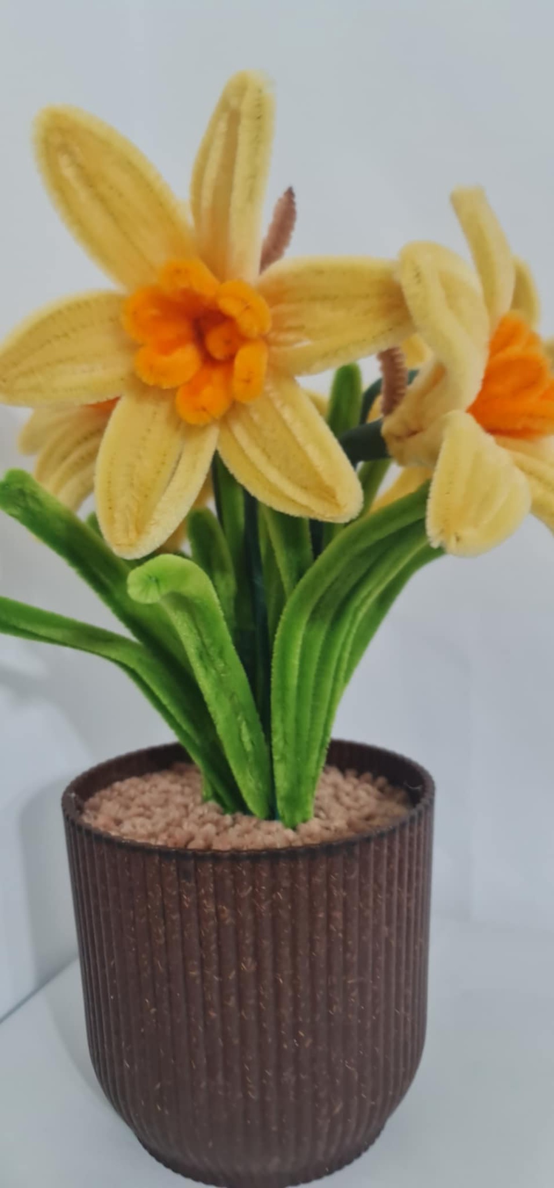 Narcise galbene - casă & stil de viață - decorațiuni de casă - decorațiuni de masă și rafturi - fețe de masă croșetate - Artynos.ro