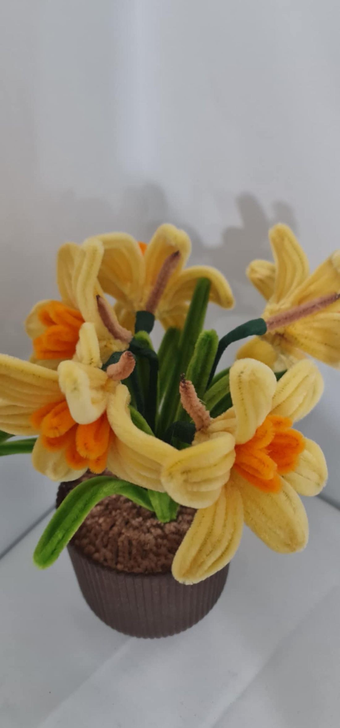 Narcise galbene - casă & stil de viață - decorațiuni de casă - decorațiuni de masă și rafturi - fețe de masă croșetate - Artynos.ro