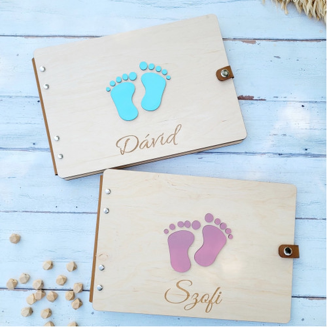 Jurnal pentru bebeluși personalizat, carte de amintiri - jucării și echipamente pentru copii - cadouri baby shower - Artynos.ro Jurnal pentru bebeluși personalizat, carte de amintiri - jucării și echipamente pentru copii - cadouri baby shower - Artynos.ro