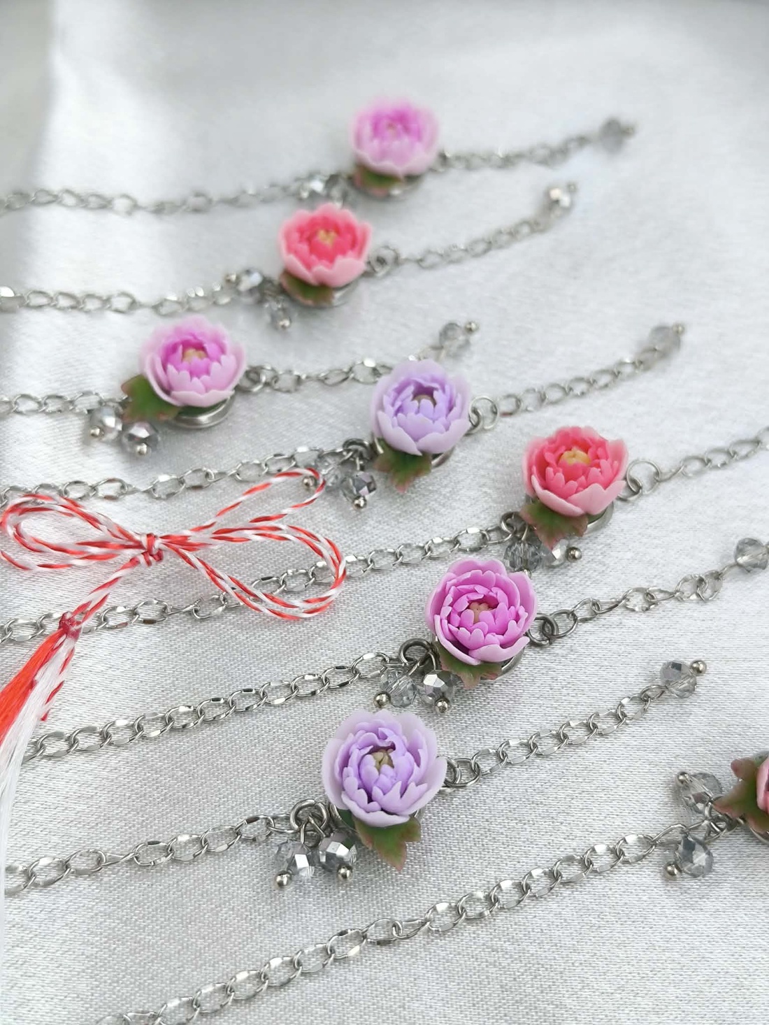 Bratari cu bujori  - bijuterii - brățări - brățări din mărgele - Artynos.ro