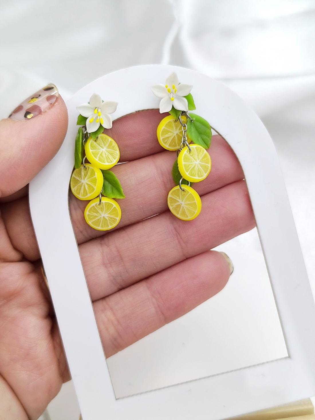 Cercei lamai - bijuterii - cercei - cercei lungi - Artynos.ro