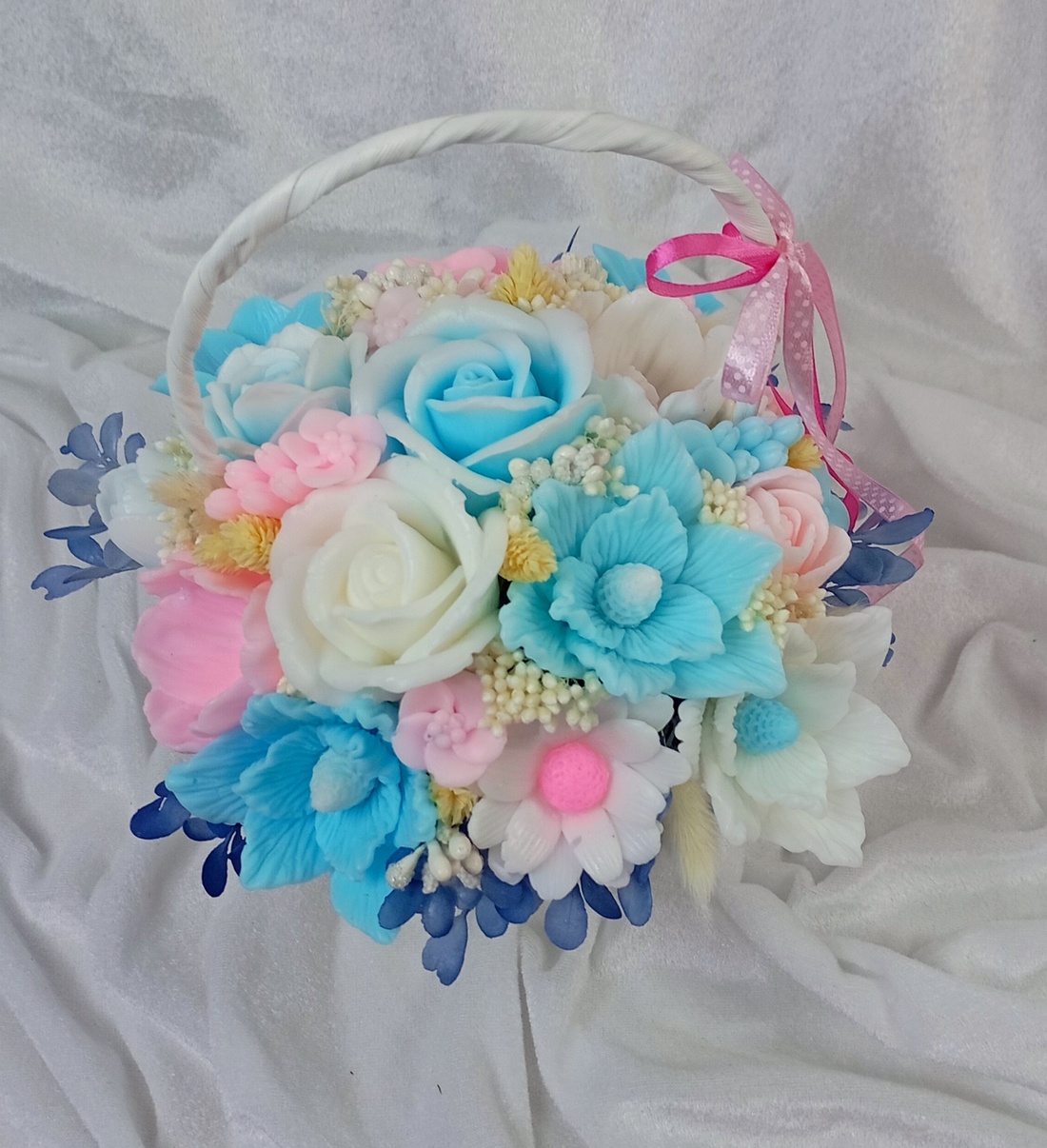 Aranjament din flori de săpun - casă & stil de viață - accesorii pentru decorat casa - suport de flori - cutii flori - Artynos.ro Aranjament din flori de săpun - casă & stil de viață - accesorii pentru decorat casa - suport de flori - cutii flori - Artynos.ro
