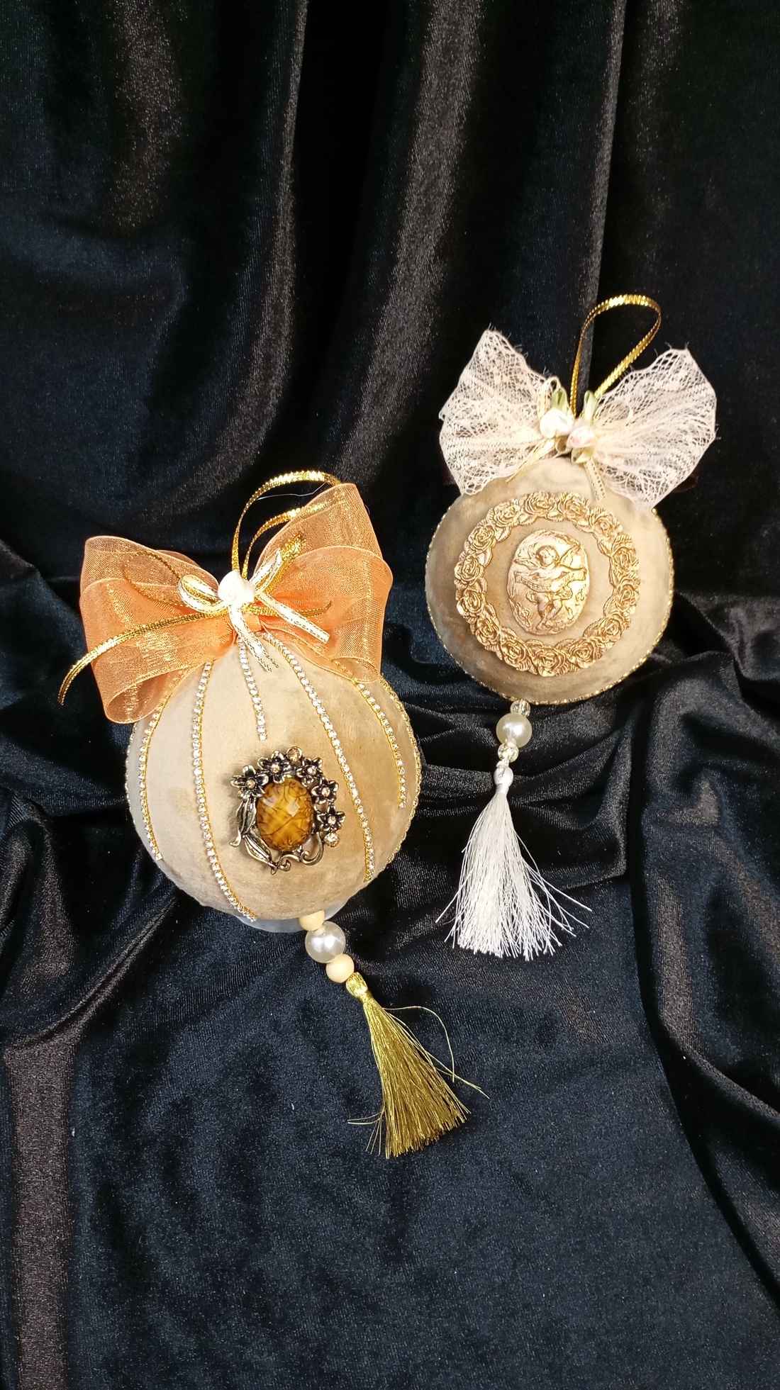 Globuri de Craciun - accesorii de crăciun - decorațiuni de crăciun de casă - decorațiuni pentru pomul de crăciun - Artynos.ro Globuri de Craciun - accesorii de crăciun - decorațiuni de crăciun de casă - decorațiuni pentru pomul de crăciun - Artynos.ro