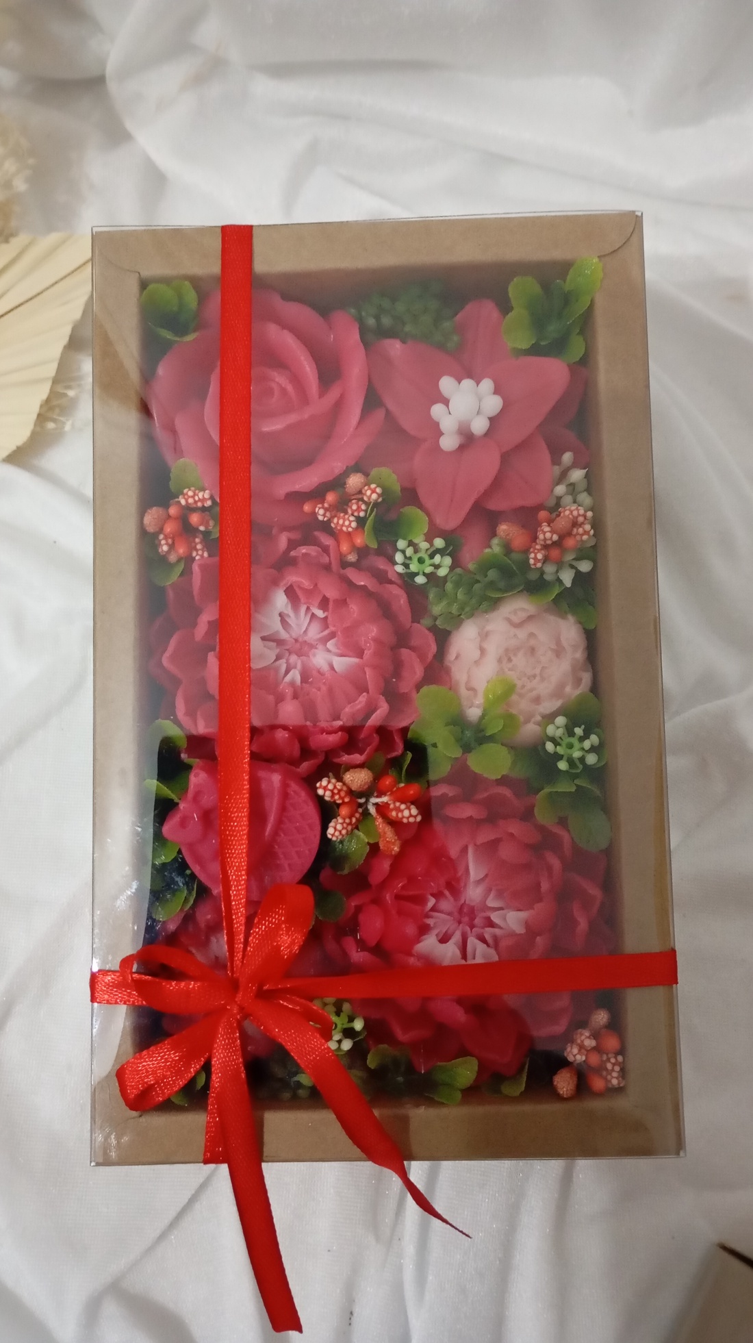 Set cadou din săpun  - casă & stil de viață - accesorii pentru decorat casa - decorațiuni de masă și decorațiuni pentru rafturi  - cutii decor, cutii de suveniruri - Artynos.ro