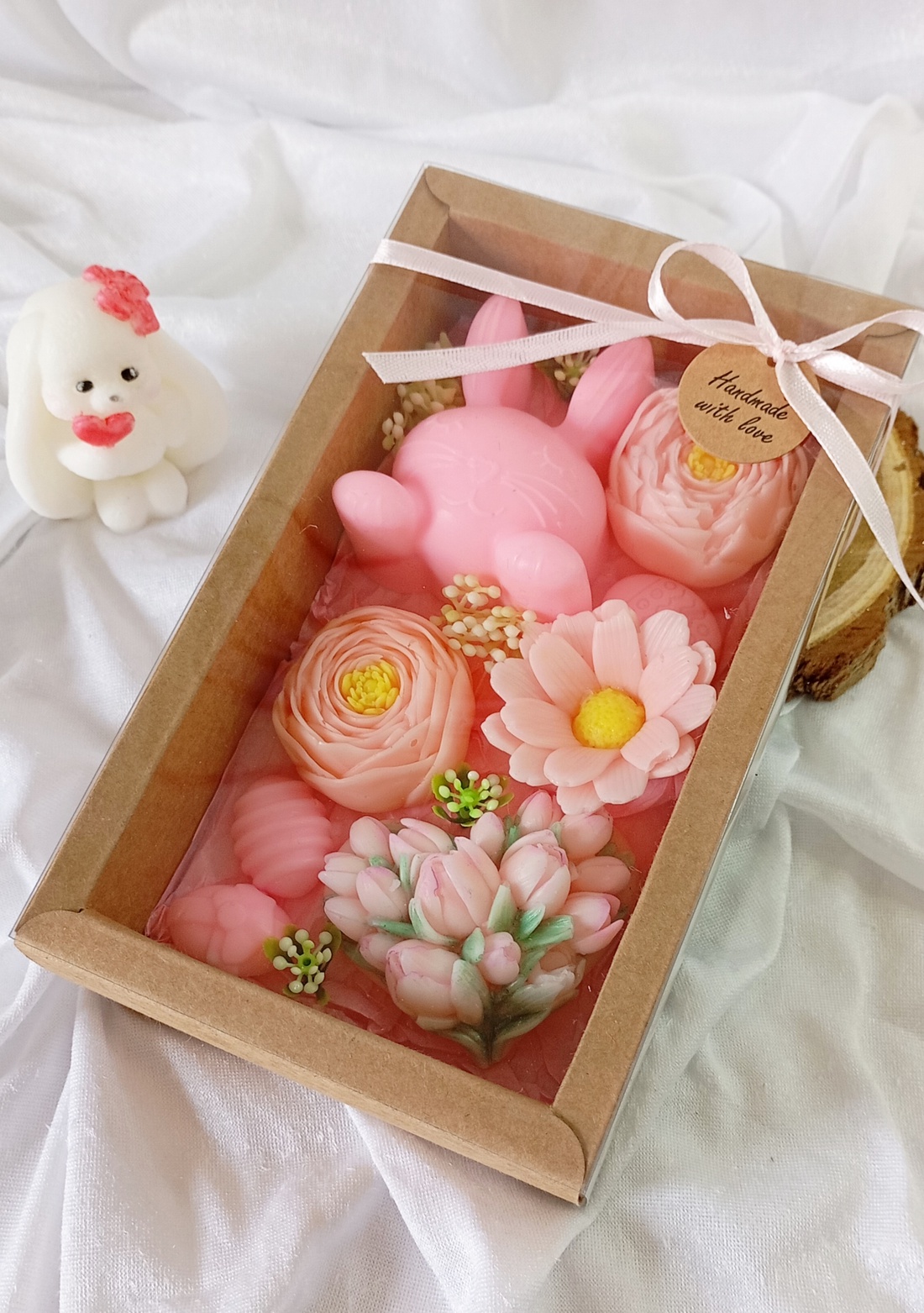 Set cadou din săpun  - casă & stil de viață - accesorii pentru decorat casa - decorațiuni de masă și decorațiuni pentru rafturi  - cutii decor, cutii de suveniruri - Artynos.ro