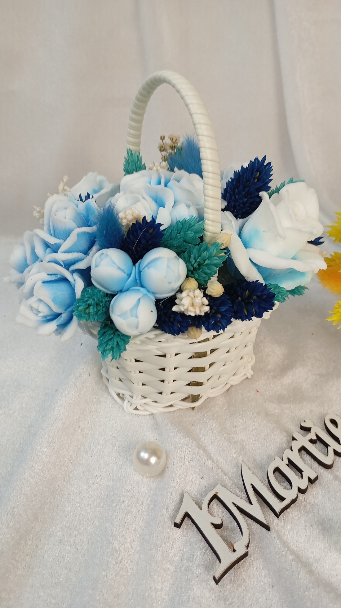 Cadou 1 Martie aranjament din săpun  - bijuterii - mărțișor - Artynos.ro