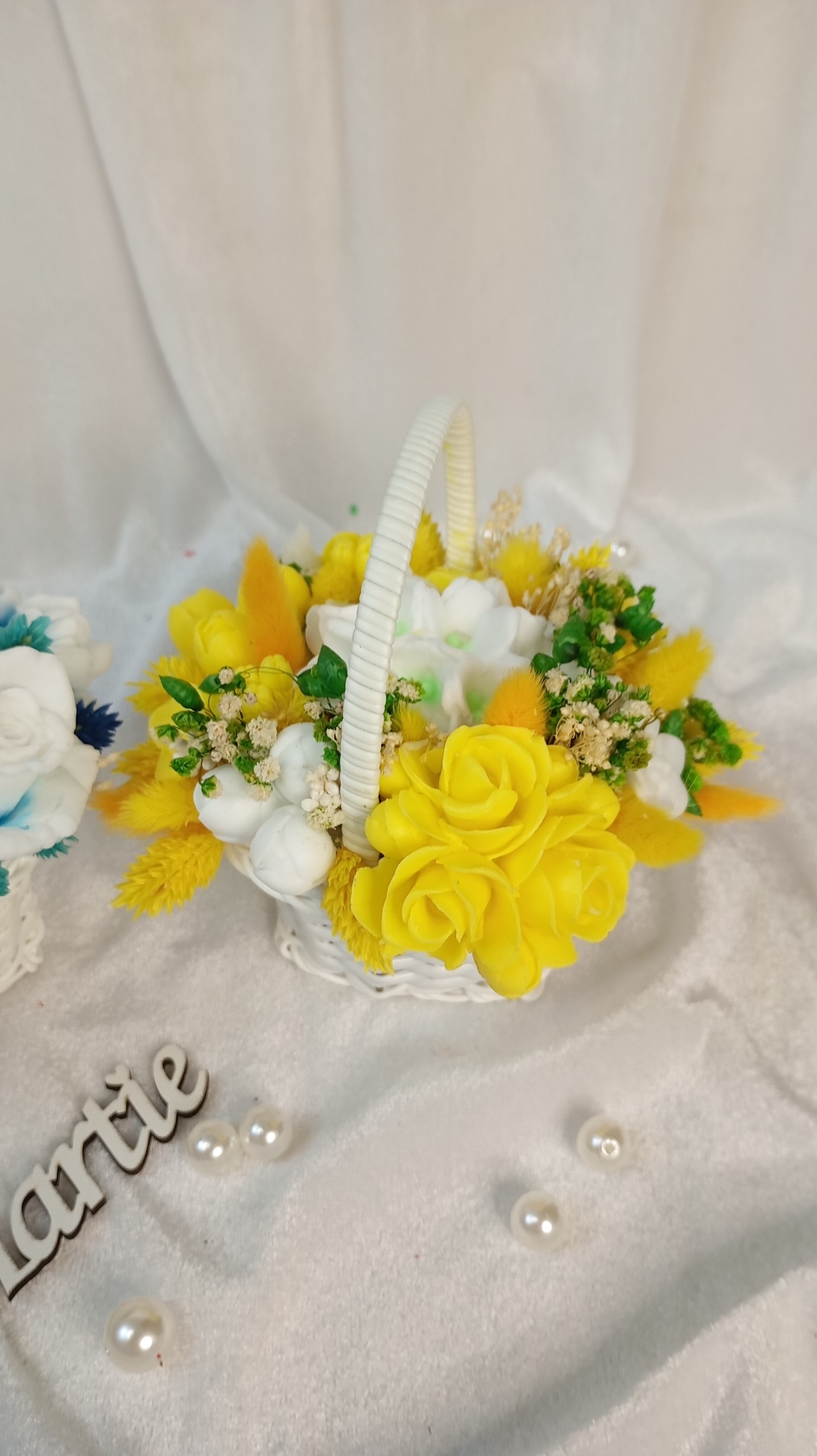 Cadou 1 Martie aranjament din săpun  - bijuterii - mărțișor - Artynos.ro