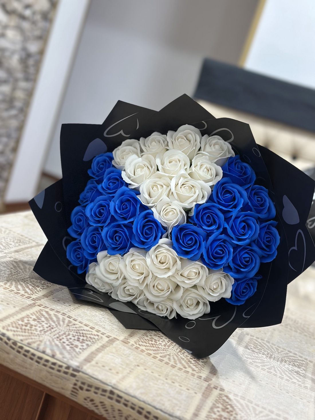 Buchet BMW - casă & stil de viață - decorațiuni de casă - accesorii florale - buchete de flori - Artynos.ro