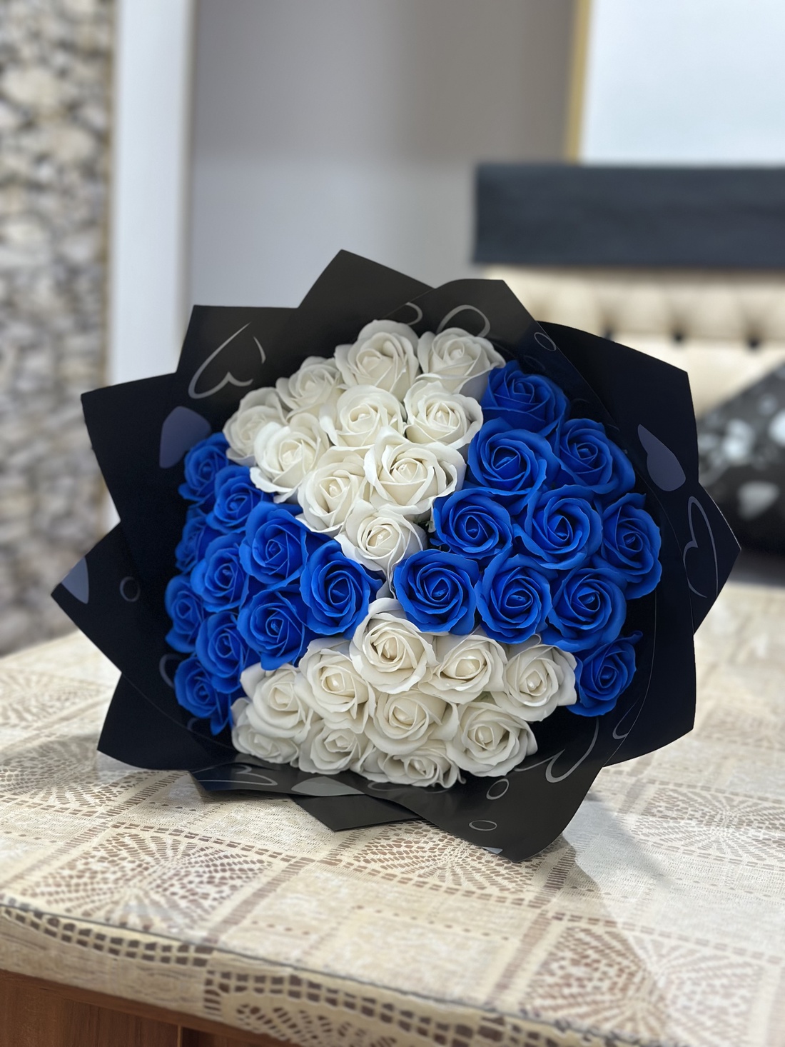 Buchet BMW - casă & stil de viață - decorațiuni de casă - accesorii florale - buchete de flori - Artynos.ro