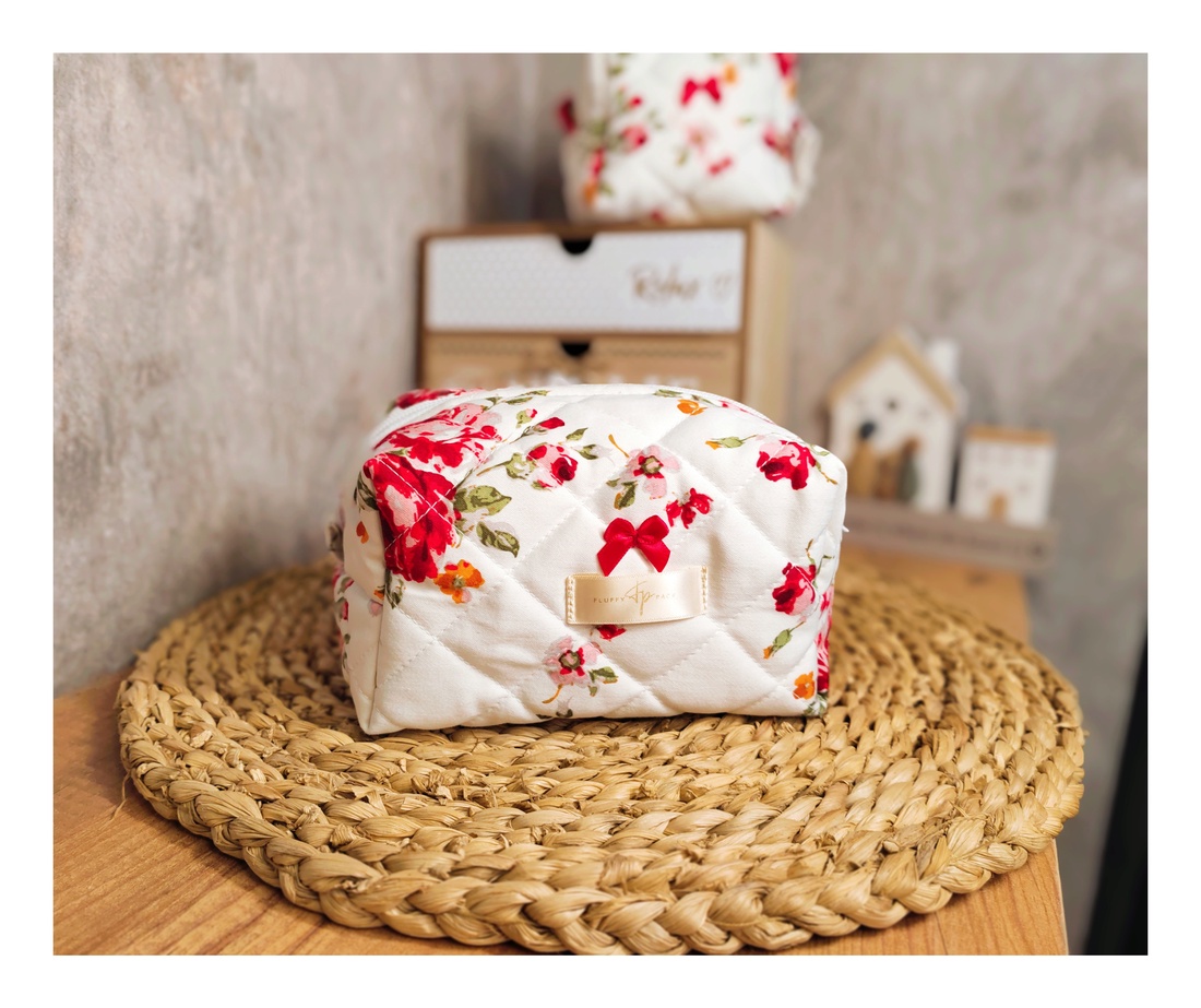 Port fard mărimea M - genți și portofele - genți cosmetice - Artynos.ro