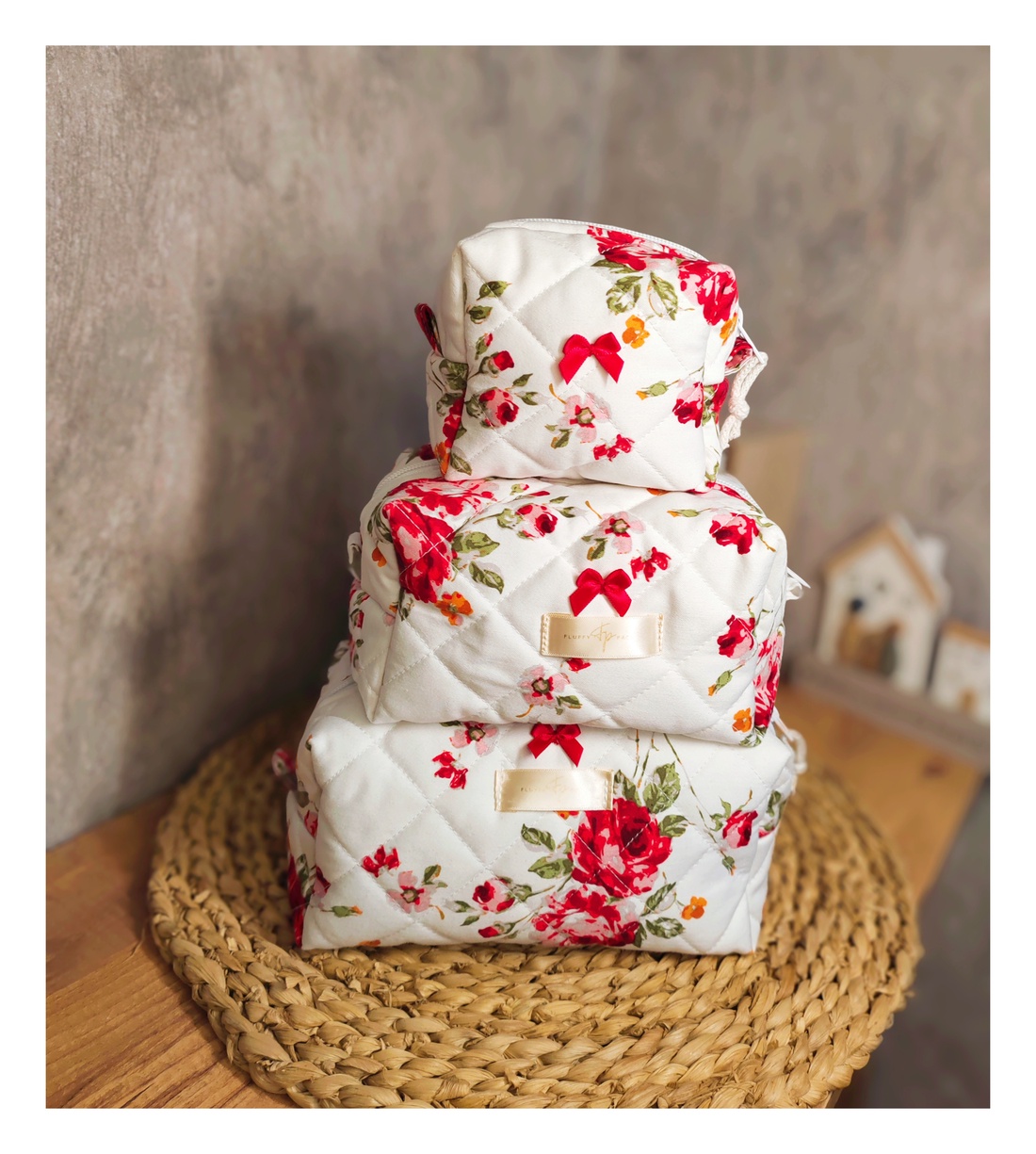 Port fard mărime L - genți și portofele - genți cosmetice - Artynos.ro