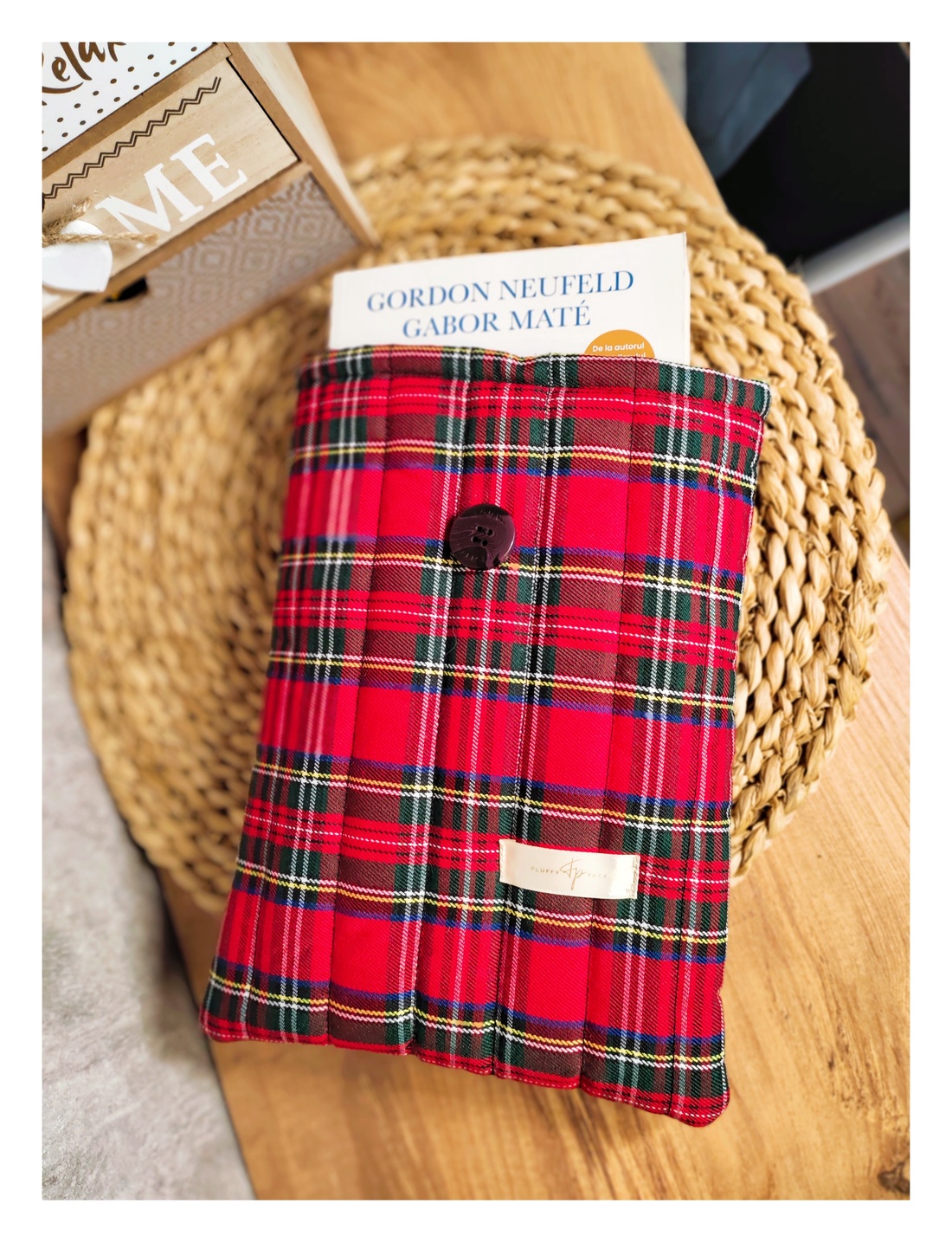 Husa pt carte  - cărți și creații cu tematică muzicală, cadouri - husă de carte - Artynos.ro