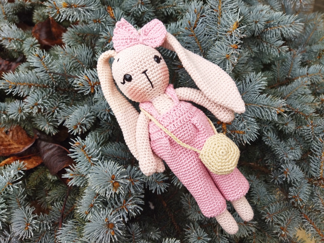 Iepuras - jucării și echipamente pentru copii - plușuri - iepure de pluș - Artynos.ro