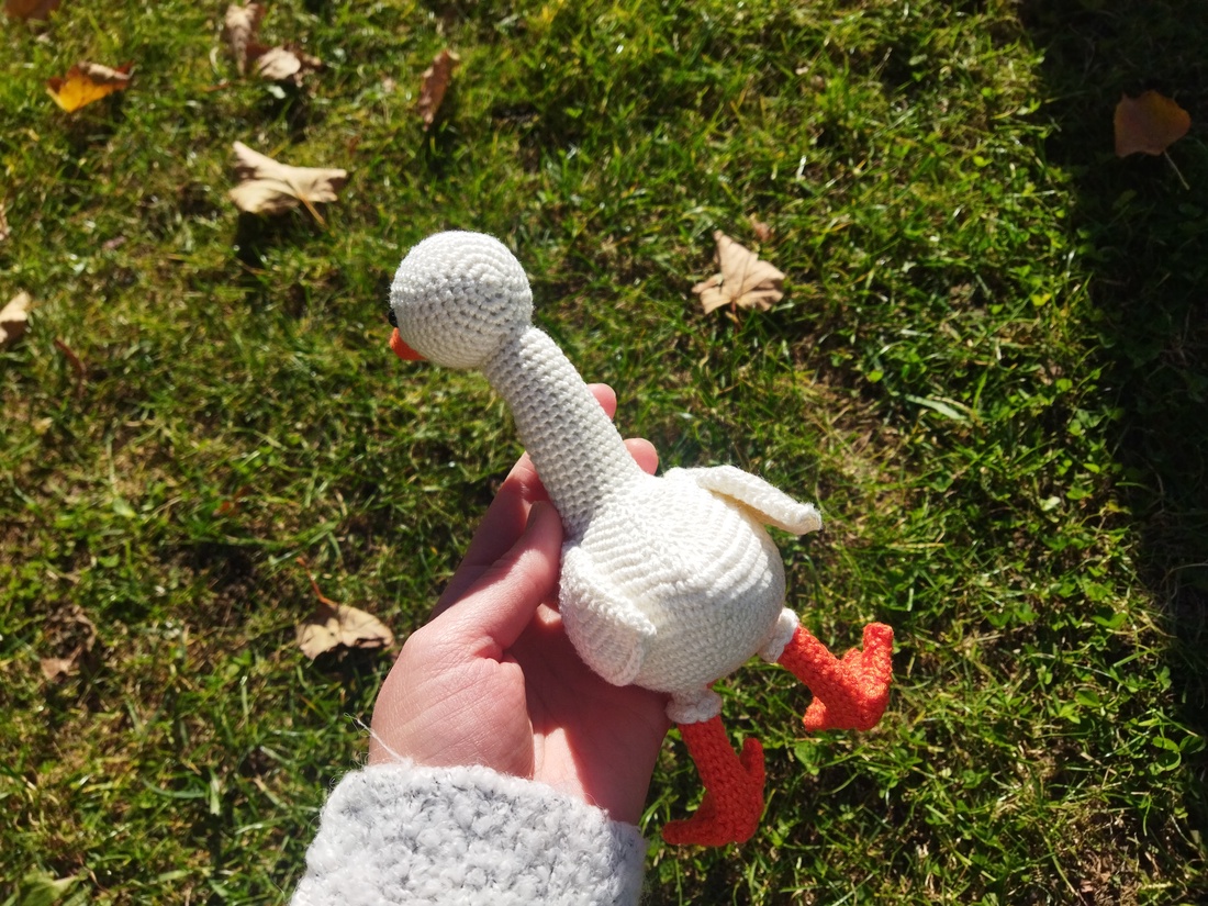 Gâscă croșetată - jucării și echipamente pentru copii - plușuri - figurine de pluș - Artynos.ro