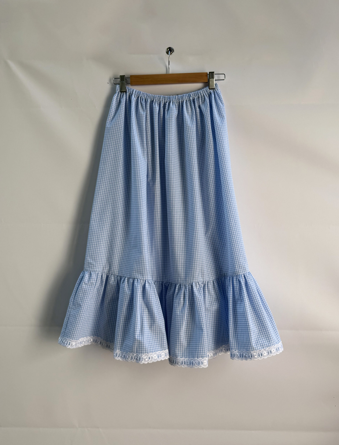 Fustă albastră cu carouri și volan (Doar la comandă) - îmbrăcăminte și modă - haine damă - fustă damă - Artynos.ro