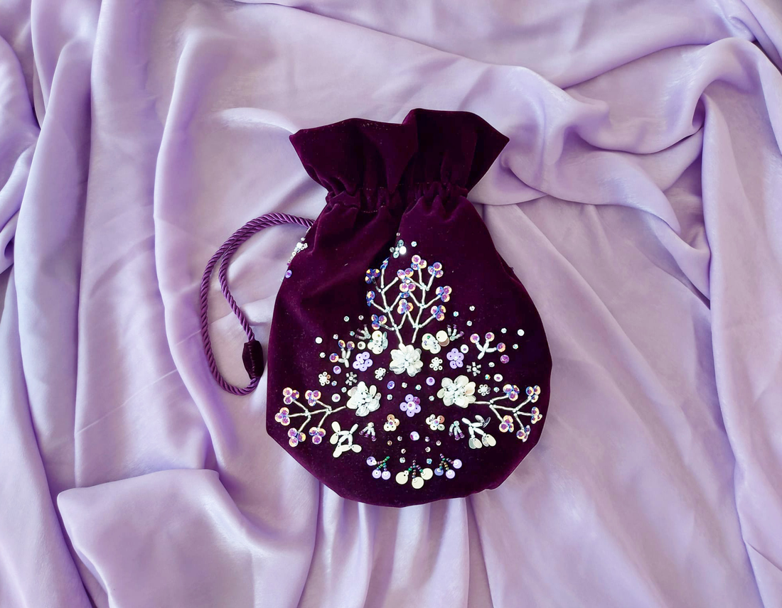 Royal Valour  Geantă de catifea brodată cu paiete  Doar la comandă - genți și portofele - genți de mână și umăr - genți de mână - Artynos.ro