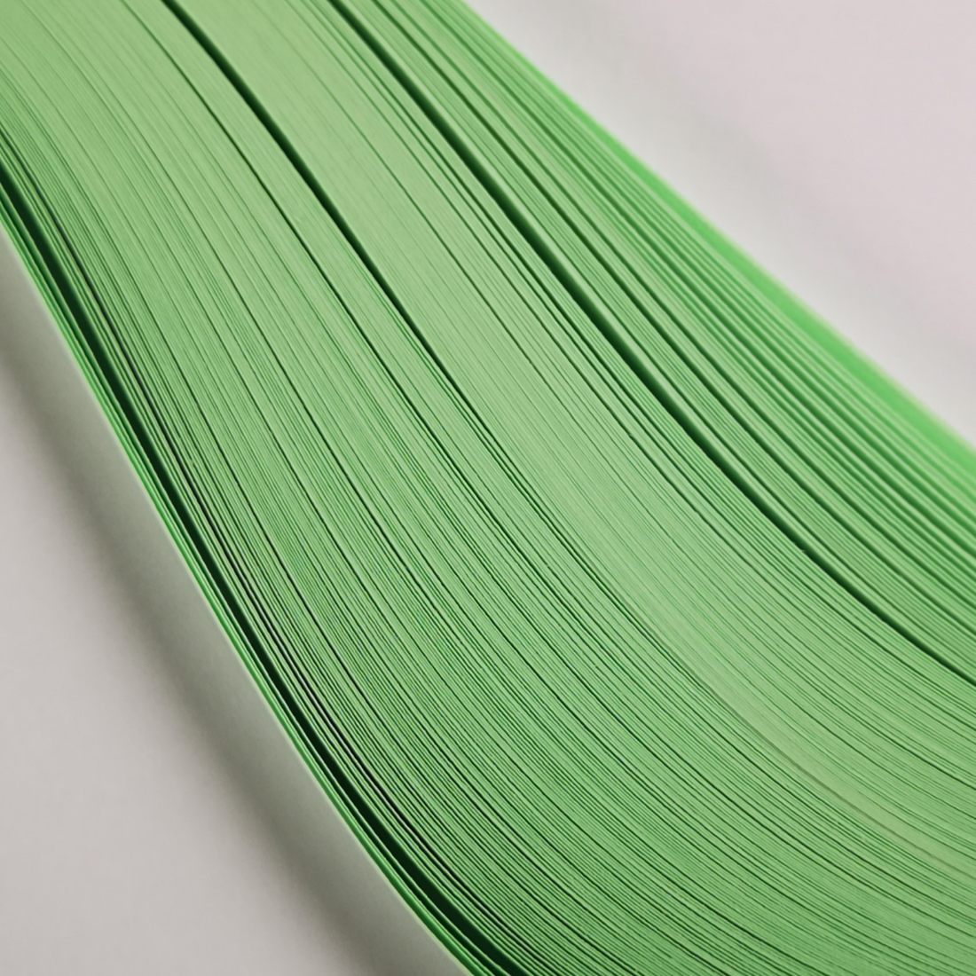 Green 1 mm/3 mm/5 mm hartie quilling/carton quilling, pentru bijuterii, tablouri, decoratiuni Craciun, X65/X26 - accessorii și unelte - hârtie - alte hârtii - Artynos.ro