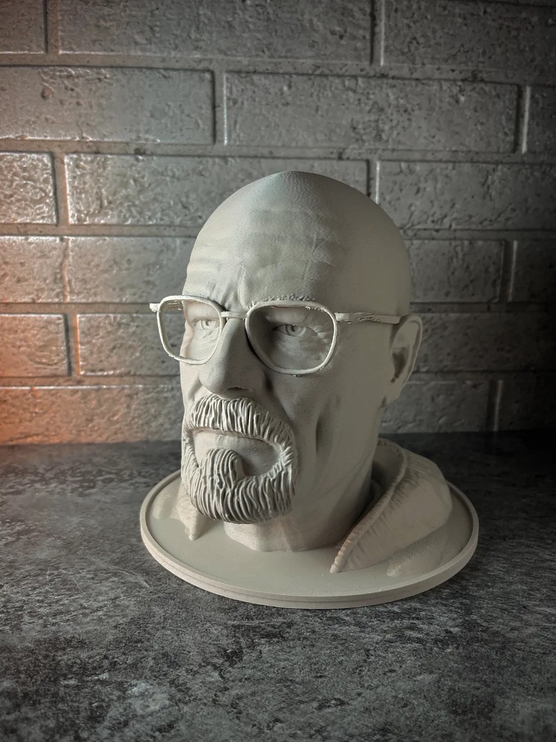 Walter Heisenberg White Breaking Bad Suport pentru căști - - Artynos.ro Walter Heisenberg White Breaking Bad Suport pentru căști - - Artynos.ro