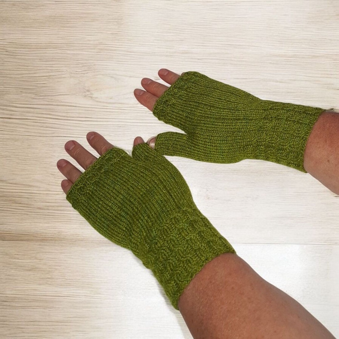 Mănuși tricotate manual, încălzitor de mână -  - Artynos.ro