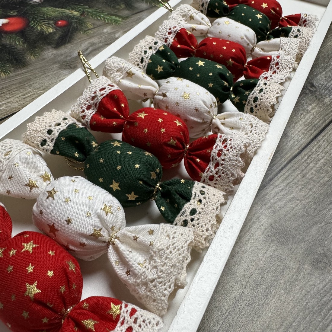 Bomboane saloane textile / set de 10/ - crăciun - decorațiuni de crăciun de casă - figurine pentru pomul de crăciun - Artynos.ro