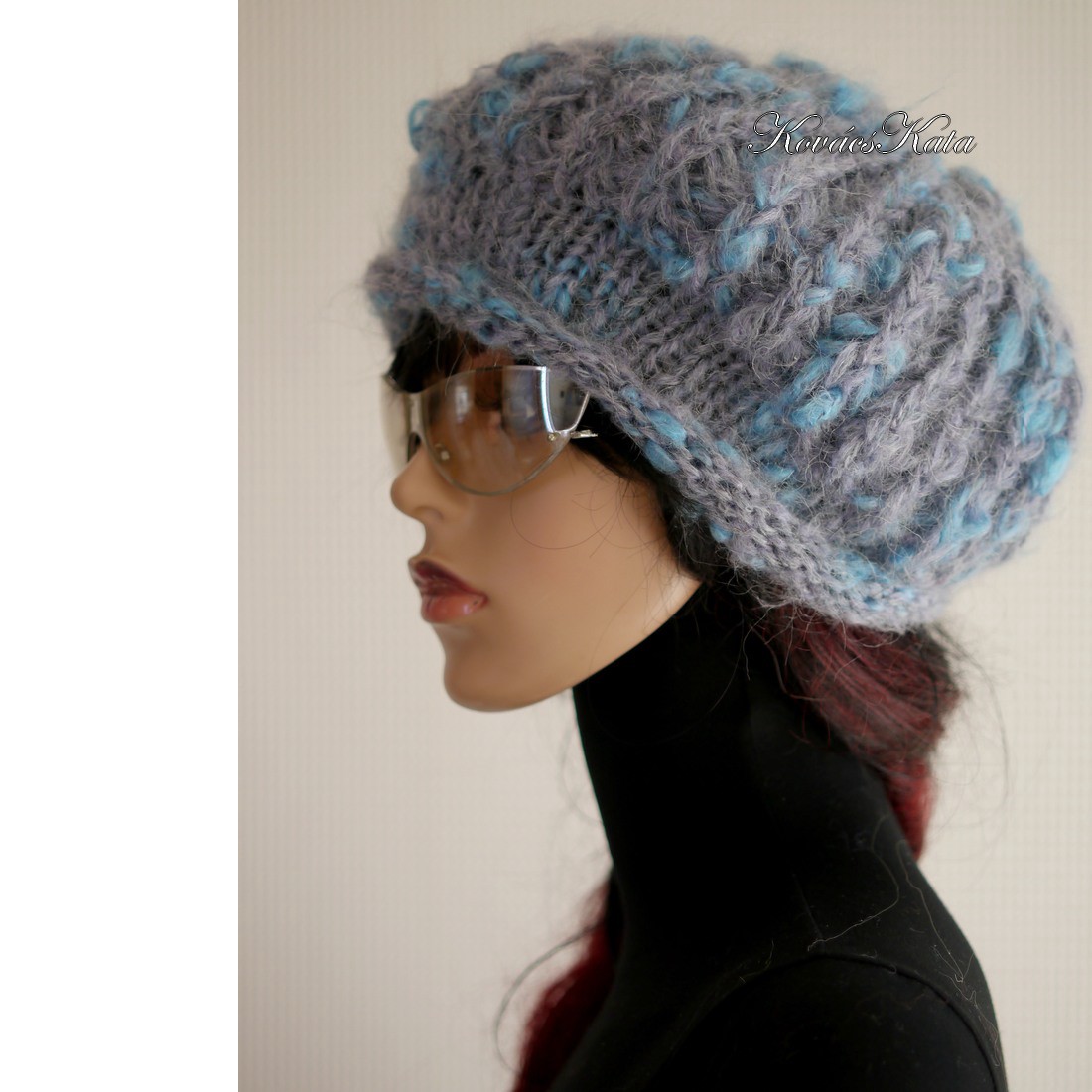 DORA / gri-turcoaz - șapcă extravagantă tricotată manual cu ciuperci din mohair groase - îmbrăcăminte și modă - eșarfe, pălării, fularuri - căciulă - Artynos.ro