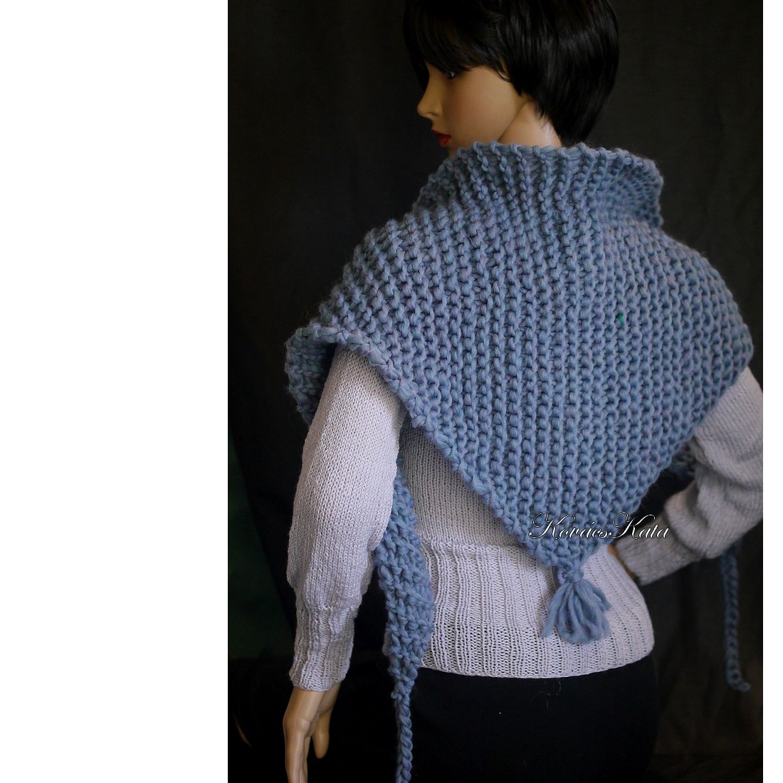 ZOJACHUNKY-SHIRT - șal din lână tricotat manual / albastru violet - îmbrăcăminte și modă - eșarfe, pălării, fularuri - șaluri - Artynos.ro