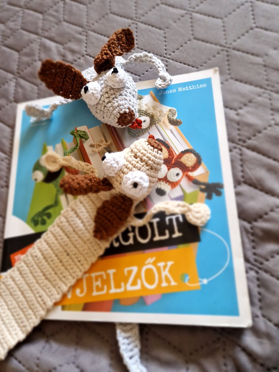 Animale croșetate semne de carte - cărți și creații cu tematică muzicală, cadouri - semn de carte - Artynos.ro
