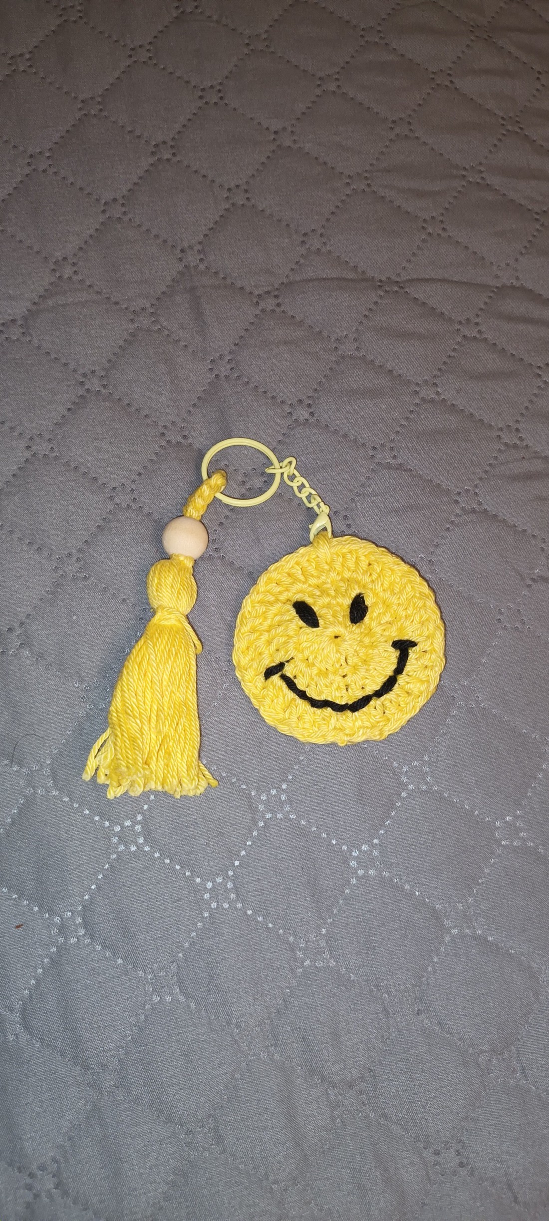 Breloc Smiley - genți și portofele - accesorii genți - breloc - Artynos.ro