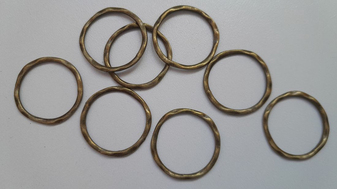 Cerc închis - diametru exterior: 24mm - culoare alamă - 10 bucăți / pachet - - Artynos.ro Cerc închis - diametru exterior: 24mm - culoare alamă - 10 bucăți / pachet - - Artynos.ro