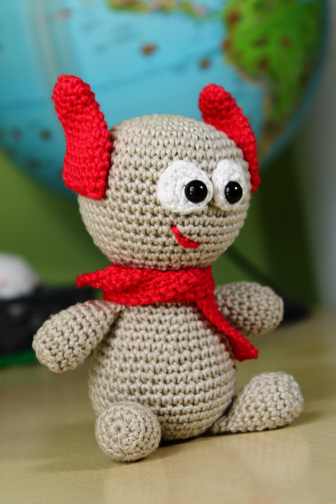 Monstrul Gyuszi - - Artynos.ro Monstrul Gyuszi - - Artynos.ro