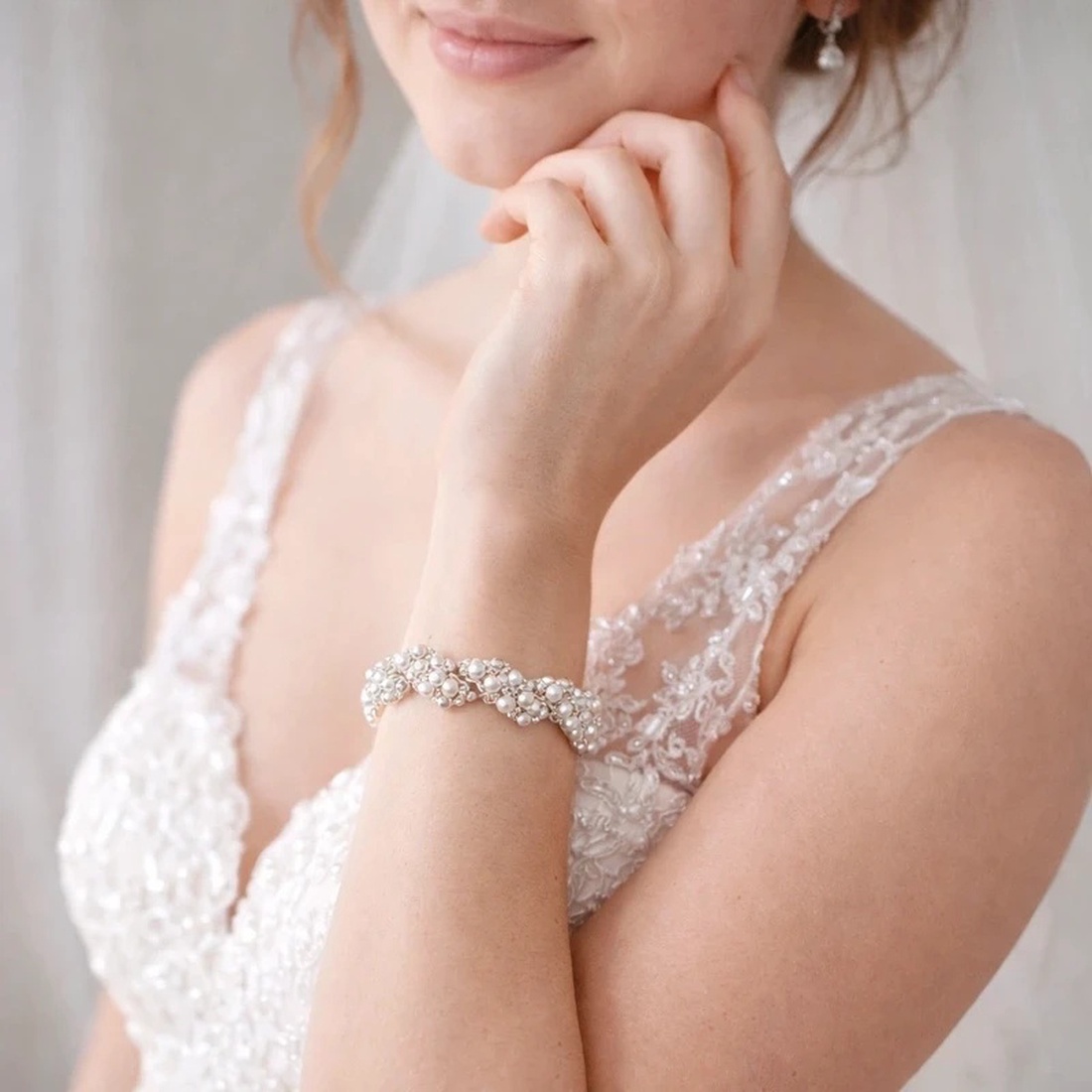 Bratara pentru mirese - accesorii nuntă - bijuterii mireasă - brățări mireasă  - Artynos.ro