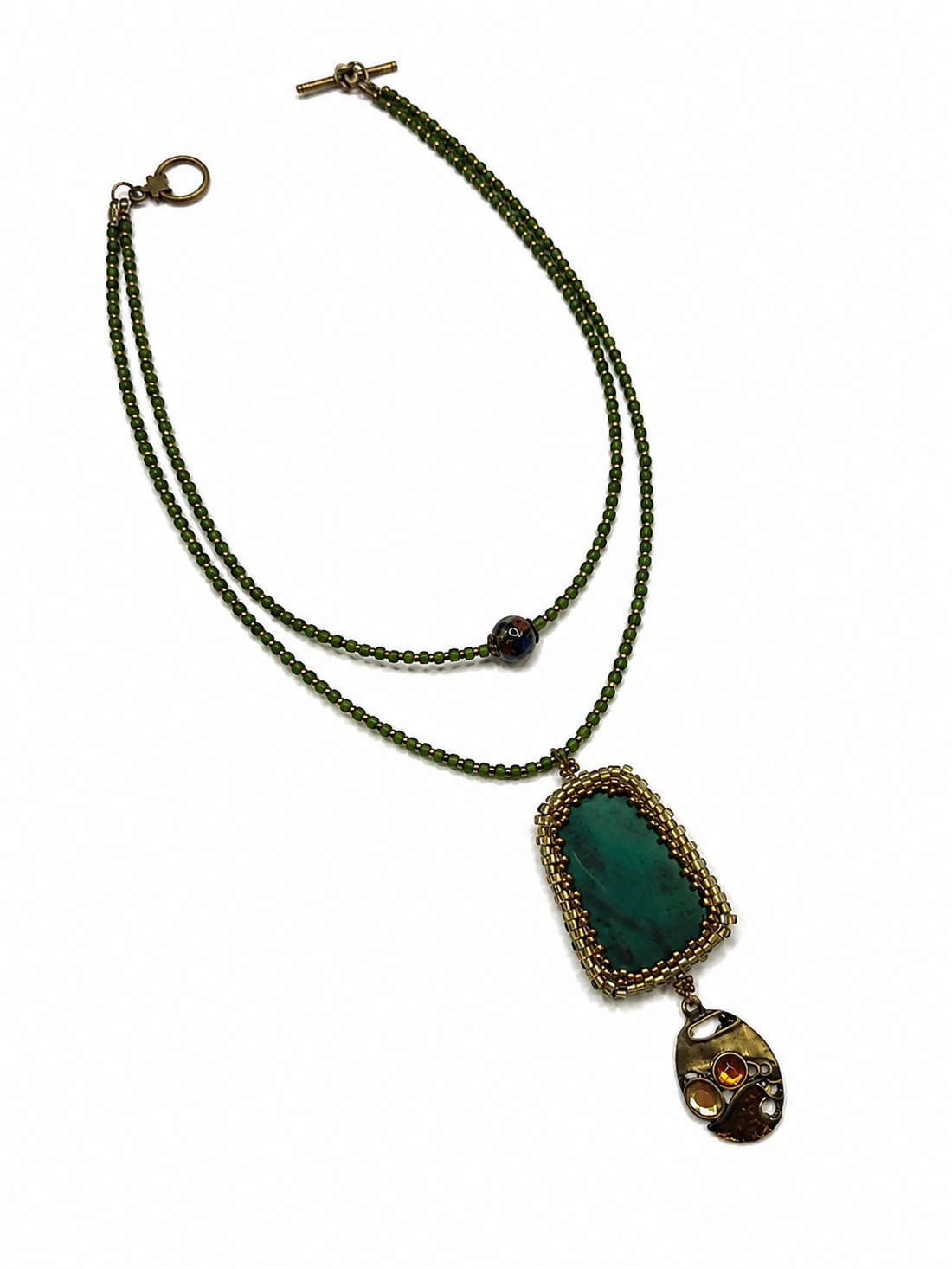 Colier cu agata verde stil vintage - bijuterii - coliere - coliere din pietre semiprețioase - Artynos.ro