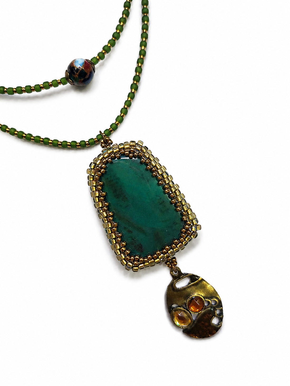 Colier cu agata verde stil vintage - bijuterii - coliere - coliere din pietre semiprețioase - Artynos.ro