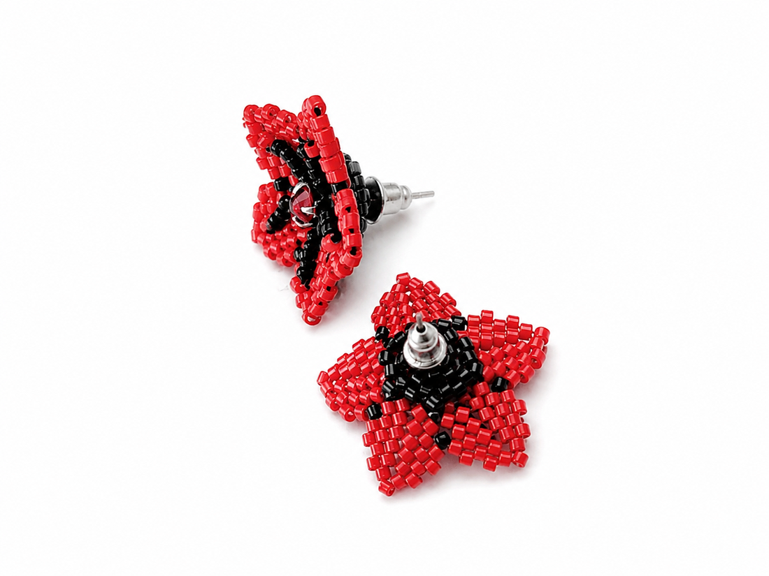 Cercei handmade Floare rosie - bijuterii - cercei - cercei din mărgele - Artynos.ro