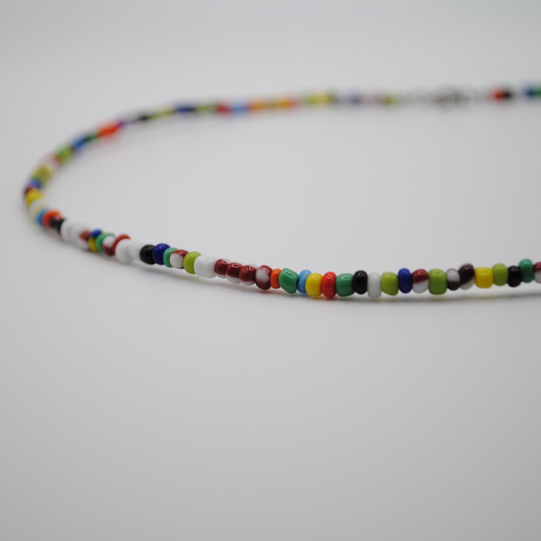 Colier Gabrieli Color Me-handmade, margele de nisip multicolore si otel inoxidabil - bijuterii - coliere - coliere din mărgele - Artynos.ro