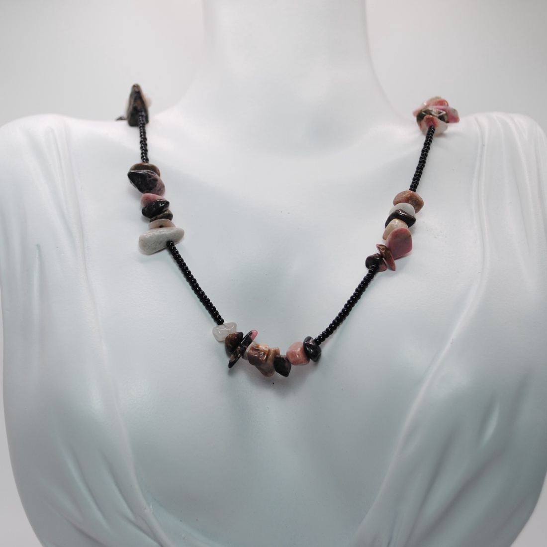 Colier Gabrieli � Rodonit Natural - bijuterii - coliere - coliere din pietre semiprețioase - Artynos.ro