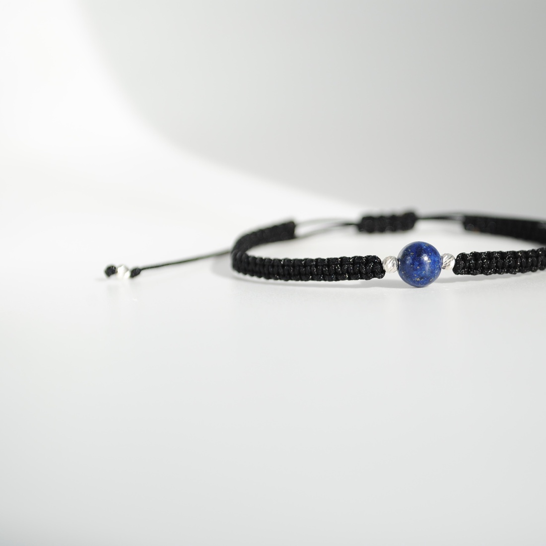 Brățară GABRIELI Lapis Lazuli Natural � Zodia Săgetător - bijuterii - brățări - brățări din pietre semiprețioase - Artynos.ro