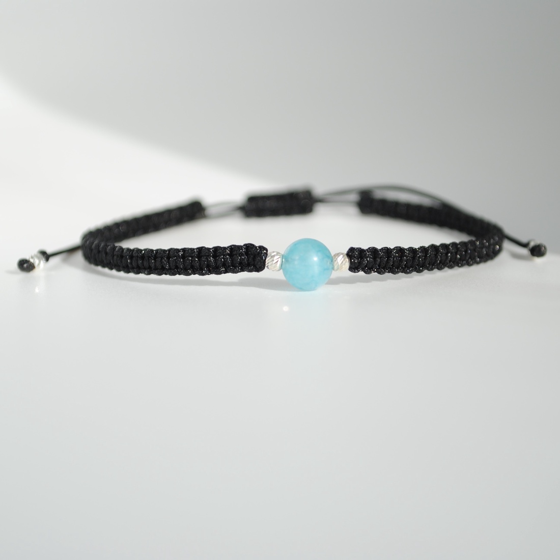 Brățară Aquamarine Natural � Zodia Gemeni � Calm, Claritate și Comunicare - bijuterii - brățări - brățări din pietre semiprețioase - Artynos.ro