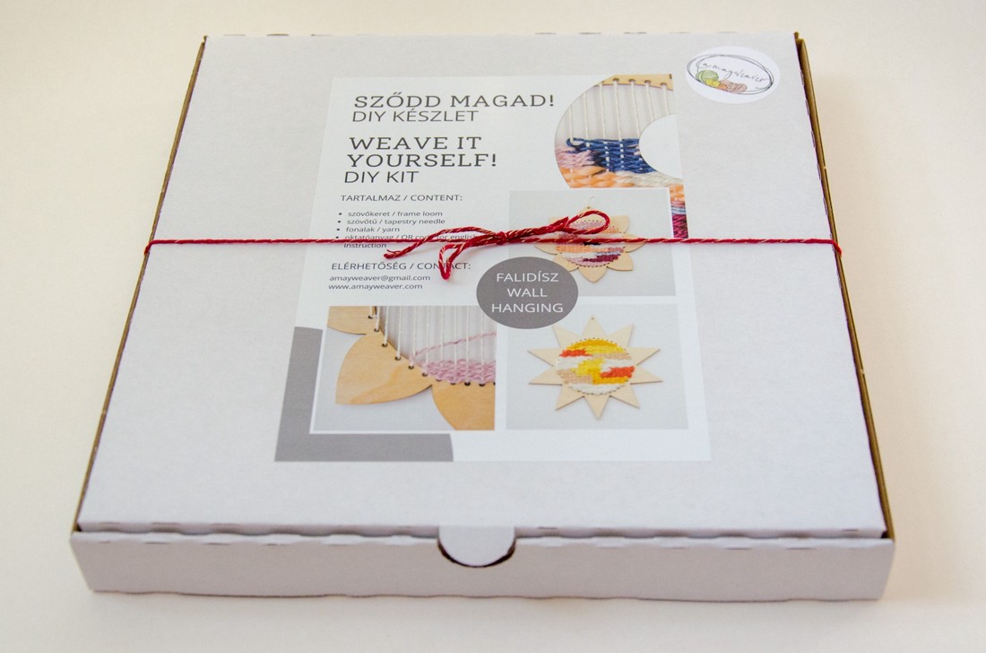"Țeseți singur!" Kit DIY - Floare și soare pe un cadru de formă - - Artynos.ro "Țeseți singur!" Kit DIY - Floare și soare pe un cadru de formă - - Artynos.ro
