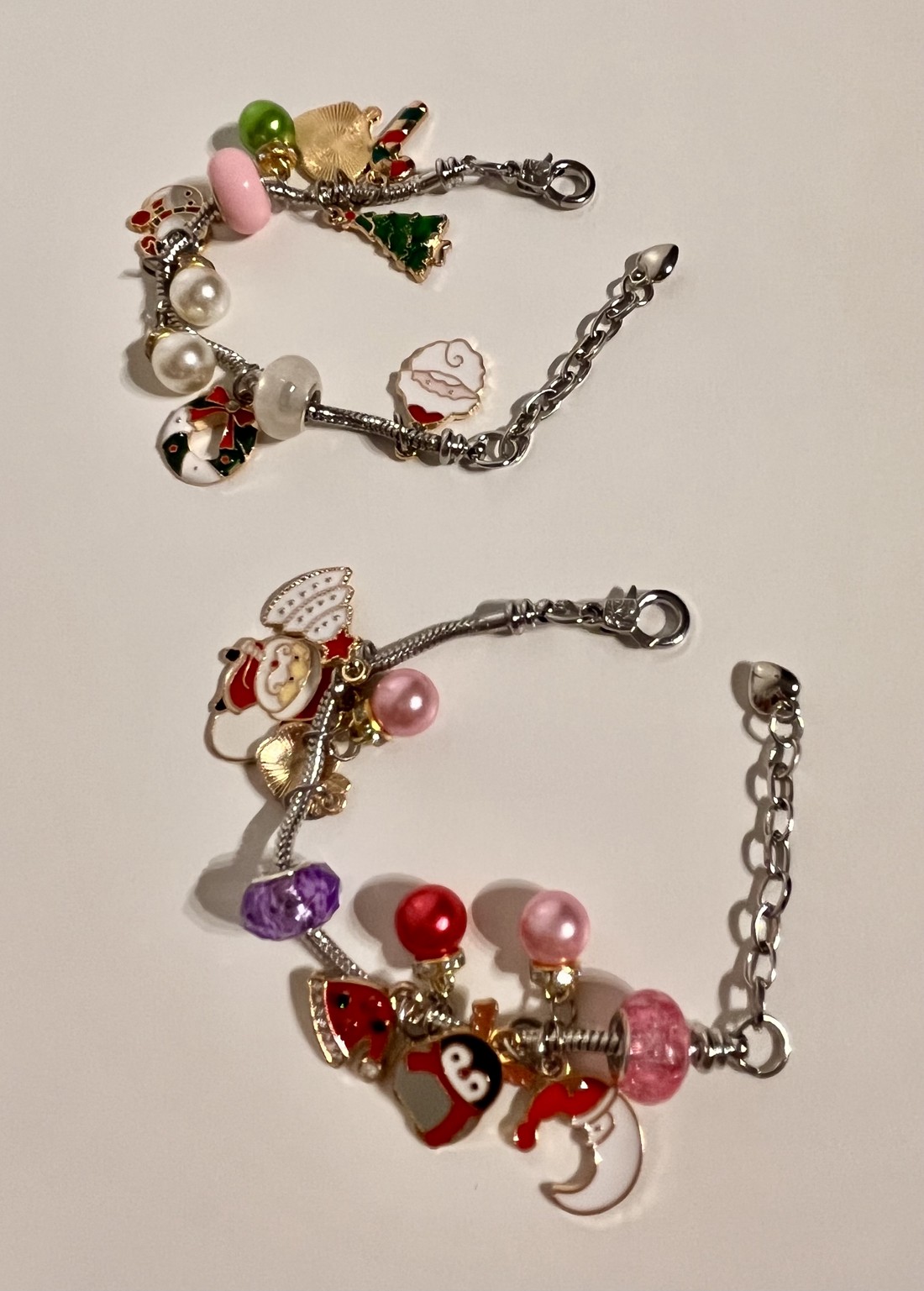 Calendar de Advent al brățărilor cu farmec - crăciun - decorațiuni de advent - calendar de advent - Artynos.ro