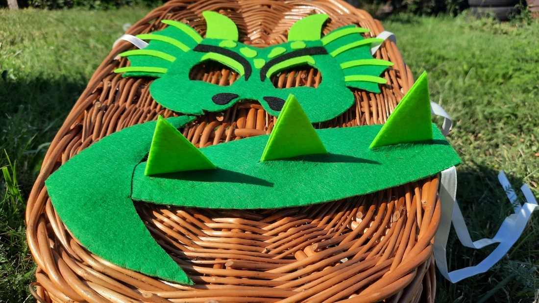 Costum de carnaval dragon verde pentru băieți - îmbrăcăminte și modă - costume și măști de carnaval - costume - Artynos.ro Costum de carnaval dragon verde pentru băieți - îmbrăcăminte și modă - costume și măști de carnaval - costume - Artynos.ro
