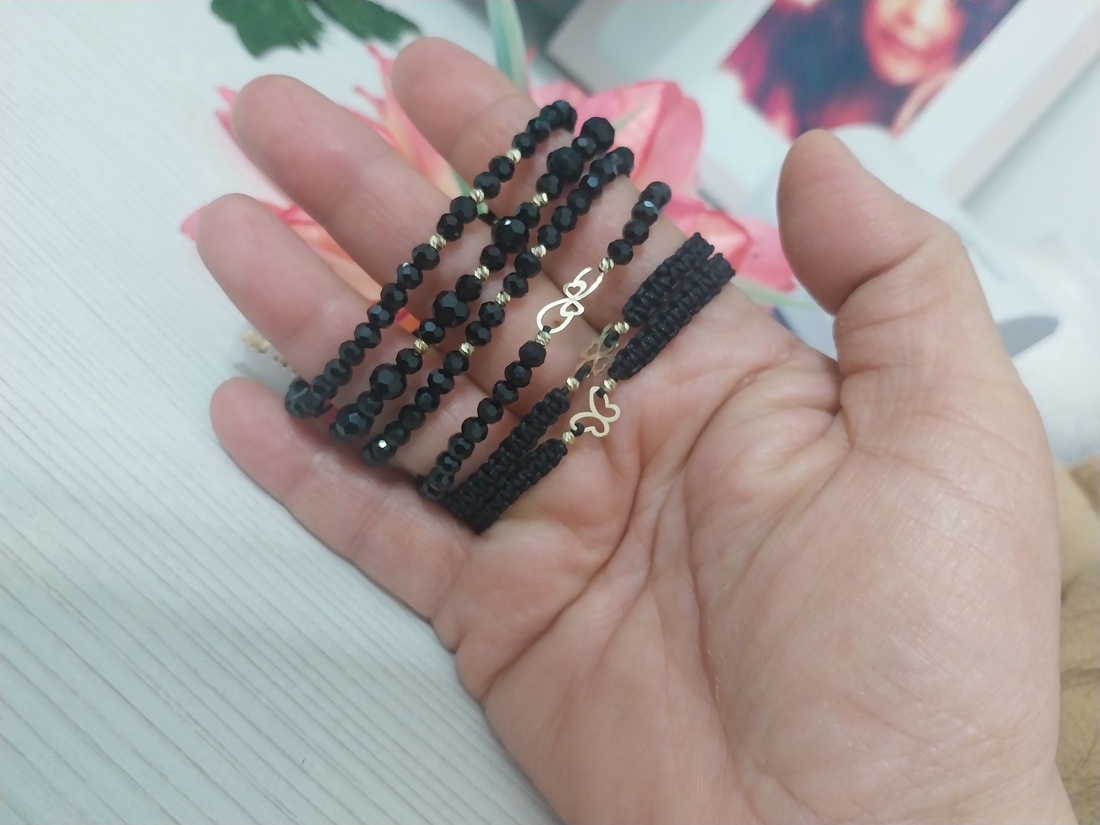 Bijuterii handmade cu aur de 14k - bijuterii - brățări - brățări cu pandantive - Artynos.ro Bijuterii handmade cu aur de 14k - bijuterii - brățări - brățări cu pandantive - Artynos.ro